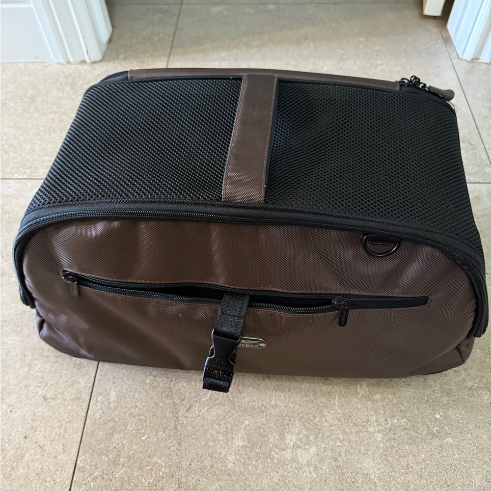SleepyPOD Air Dog Carrier